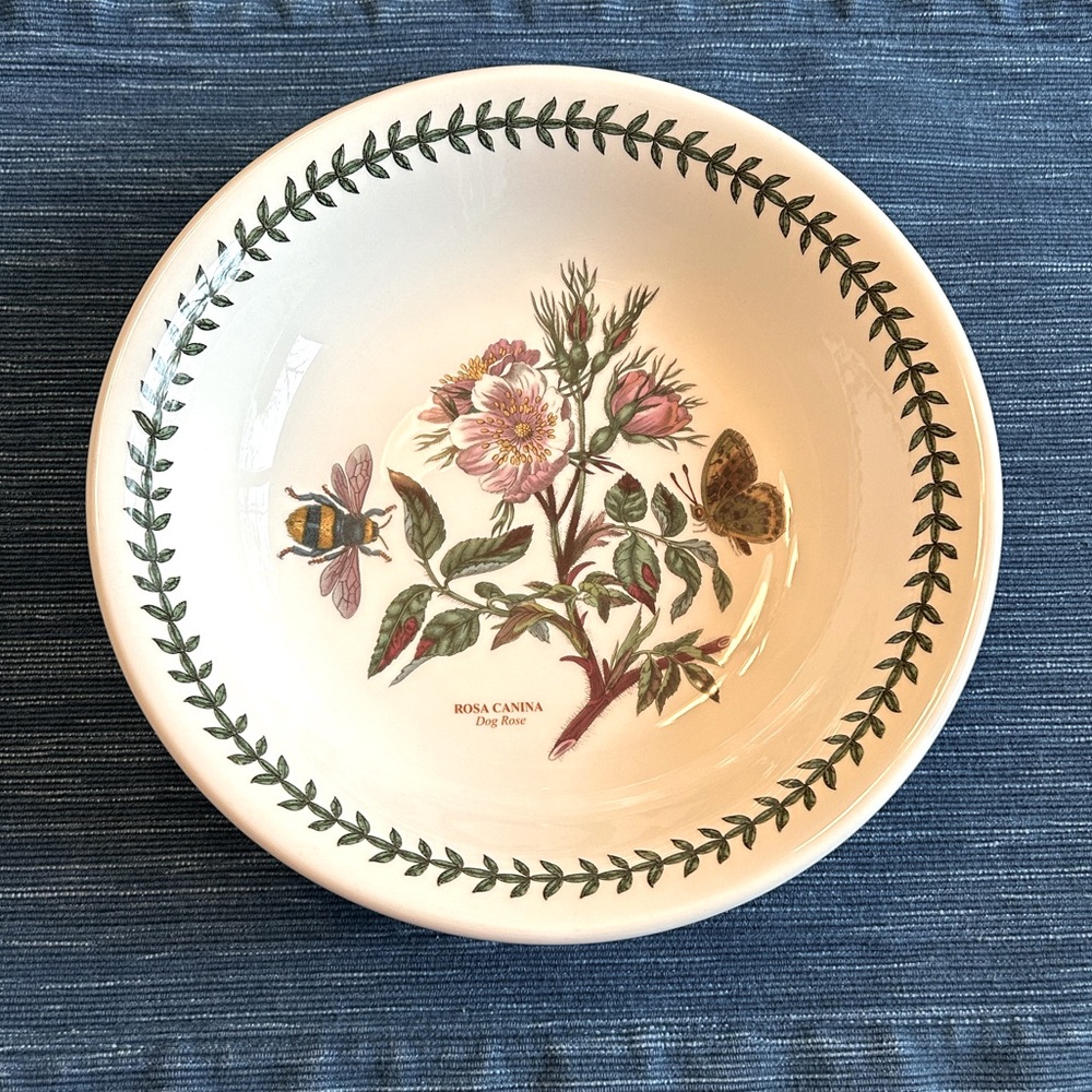 Portmeirion Botanic Garden Dog Rose 8.5” Round Pasta Bowl